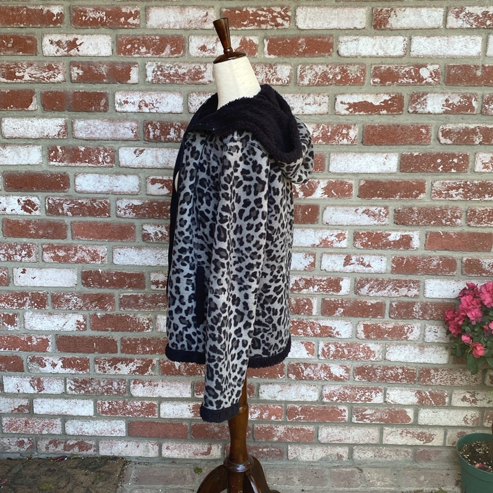 Leopard🐈‍⬛🐾 Print Jacket - Picture 10 of 17